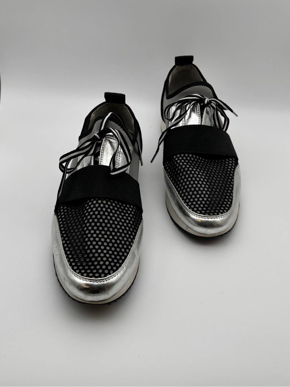 Steve Madden Silver & Black Mesh Strap Sneakers